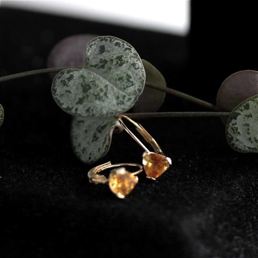 14k Yellow Gold Trillion Cut Citrine Leverback Drop Earrings Honey Gemstone